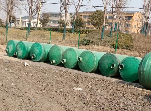 玻璃钢化粪池.png
